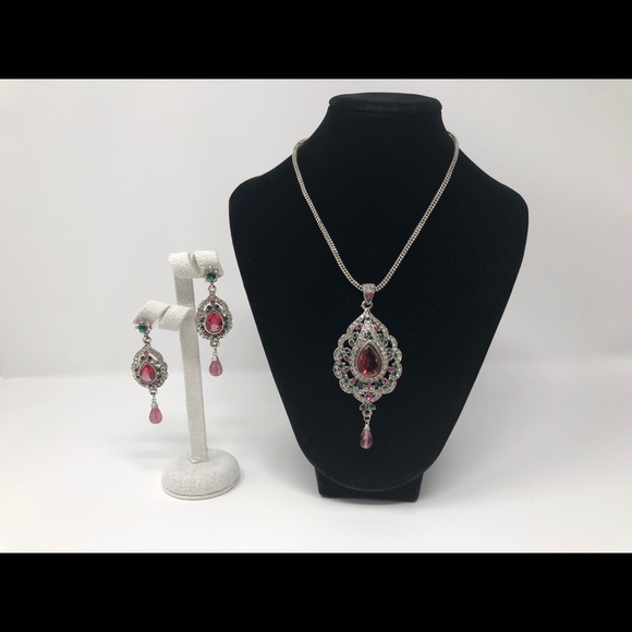 Eastern Jewellery - Picture 10 of 16